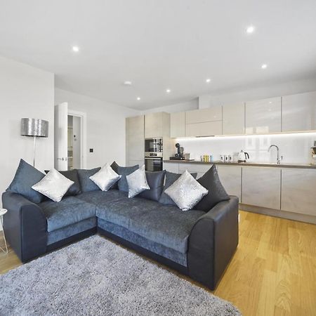 Appartement Flat 1 Bridge House à Staines-upon-Thames Extérieur photo
